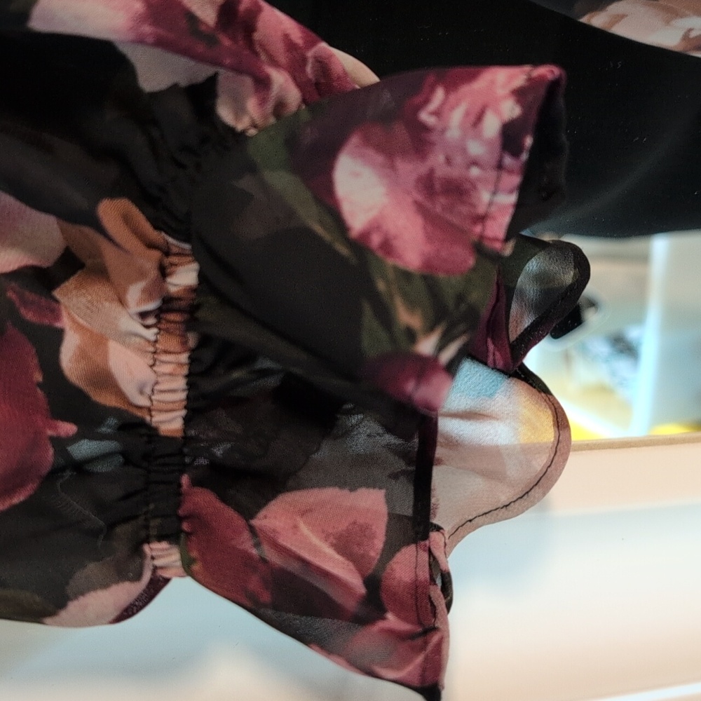 Eliza J Black and Purple Floral Long Sleeve Dress Size 4 - Picture 6 of 10